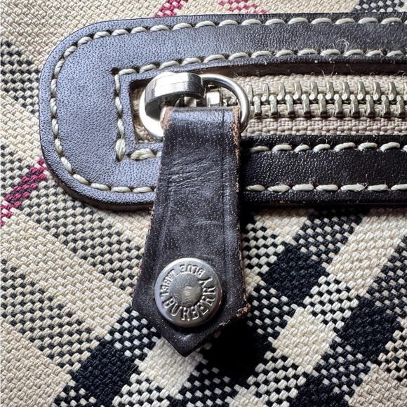 Burberrys blue label nova check shoulder/crossbody bag - Picture 4 of 9